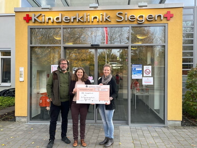 2500 € Spende an die DRK Kinderklinik